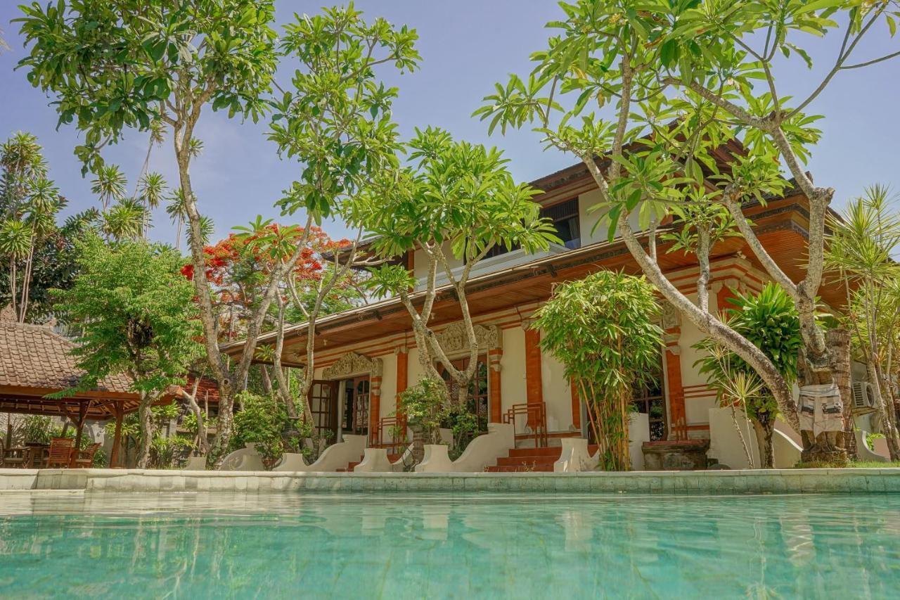 Baliana Villa Legian Esterno foto